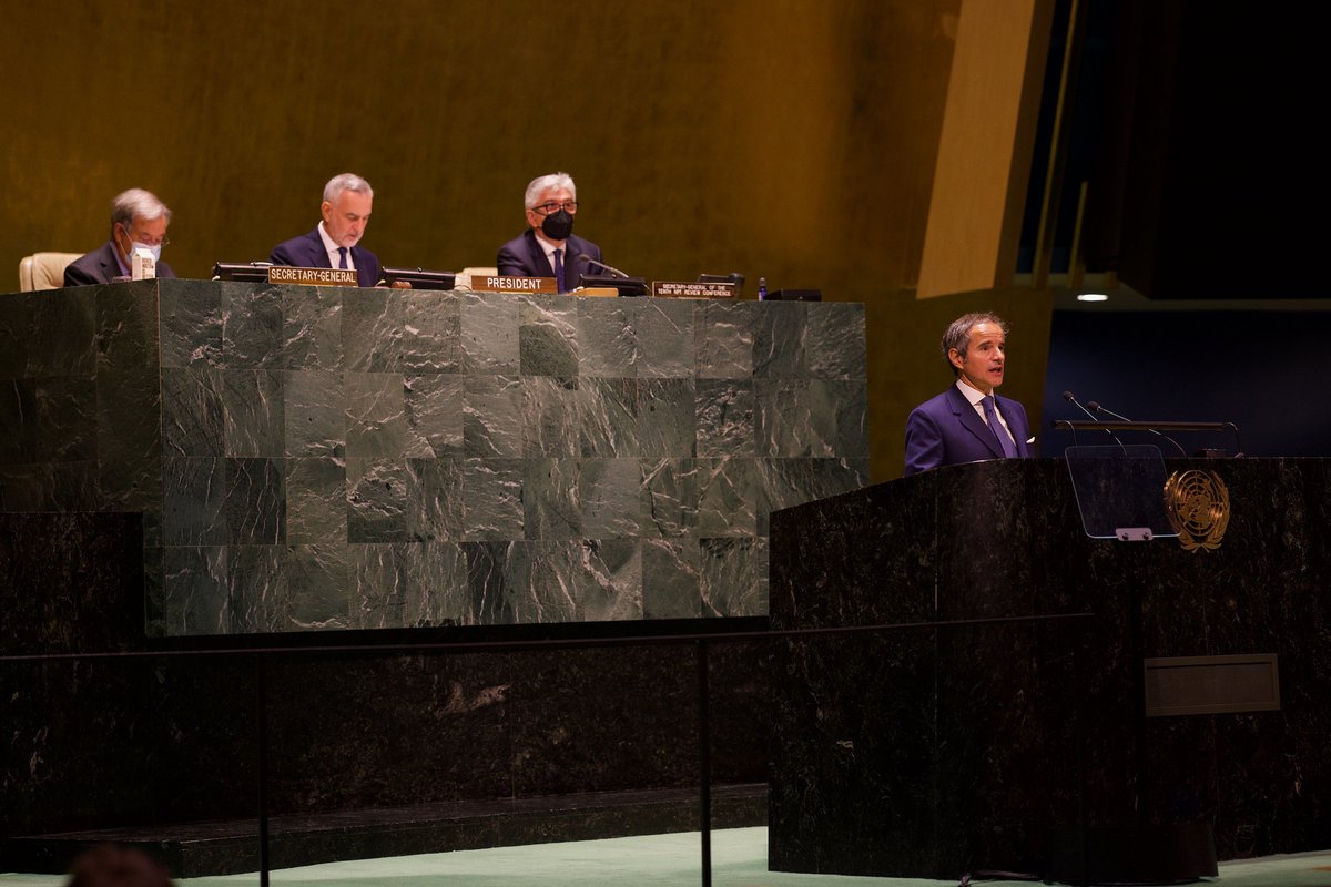 iaeaorg's tweet image. .@RafaelMGrossi addressed #NPTRevCon on Monday on threats to int&apos;l security, growing role nuclear power in tackling energy and climate crises, threats to nuclear safety in 🇺🇦, and nuclear science for peace &amp;amp; development. Here is a summary of what he said: bit.ly/3oR4pHC