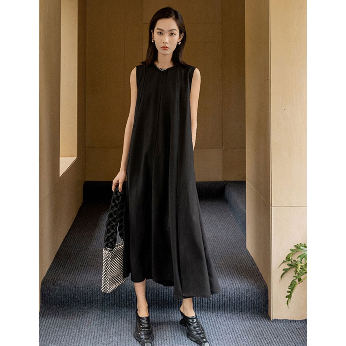 ssisilofficial's tweet photo. Tuck Line Long Onepiece
Color：Light Pink / Black

1枚で決まるきれいめなアイテムです😌
シンプルなデザインで着回しもしやすいワンピース👌
ブラック再入荷しました⚡️

▽詳しくはこちら
https://t.co/m9YXiVJMkp

＃Ssisil ＃シーシル ＃ワンピース ＃きれいめコーデ #今日のコーデ https://t.co/GXQLbXkUjt