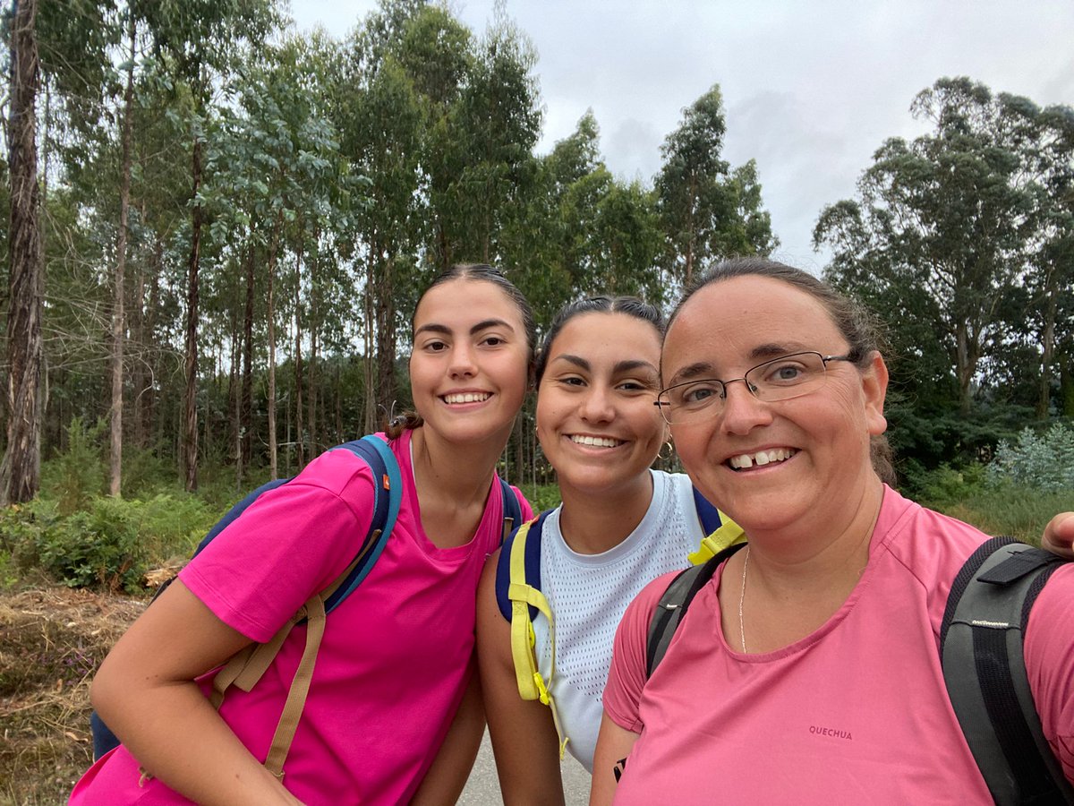 RealejosNazaret's tweet photo. ¡A por la última etapa! #CaminamosJuntos #CaminoDeSantiago 
.
.
#CamiñoMiñotoRibeiroXa @CaminoMinoto @coleinnovadores @Csdomingo @nazaretlapalma @NazaretArrecife @RealejosNazaret #MomentosQueSonRegalos https://t.co/bk8q5PS4G2