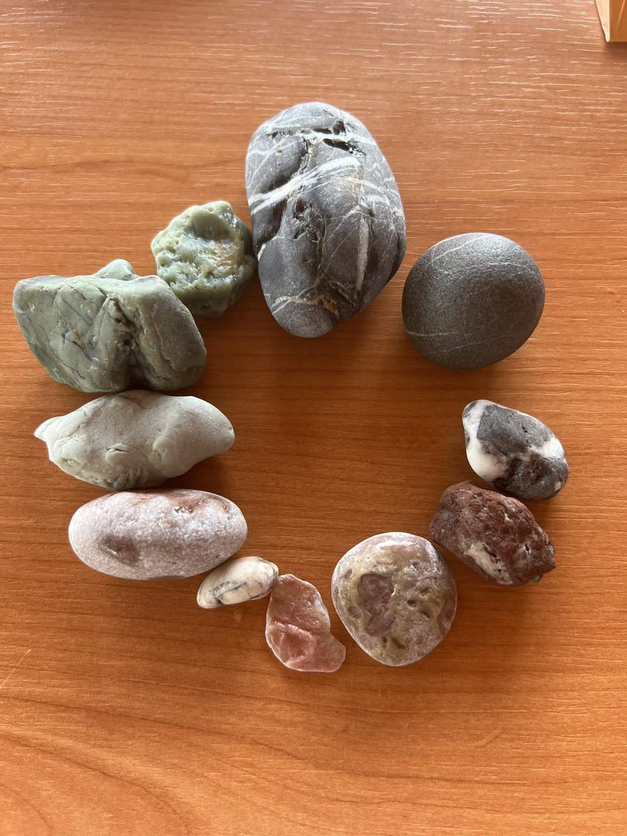 gbebek's tweet photo. So, I selected these cause they talked to me. I shall bestow on them my energy and make them my runes! Who said witchcraft is not a hobby 😊 https://t.co/4vnO2Q39In