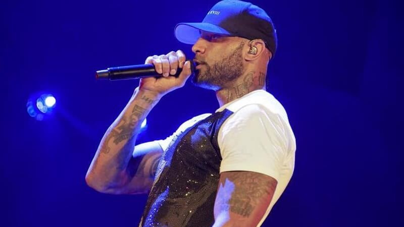 BFMTV's tweet photo. Banni d'Instagram, Booba désactive son compte Twitter
https://t.co/plvmds2U9x https://t.co/MJbhtAl6sU