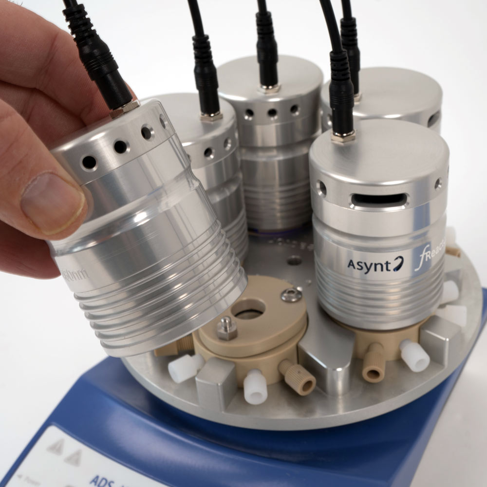 AsyntKatherine's tweet photo. Did you know you can use @Asynt's  ƒreactor for photochemistry too? #photochemistry #flowchemistry  https://t.co/wqiy1gJnxO https://t.co/5yBfn5TdMB