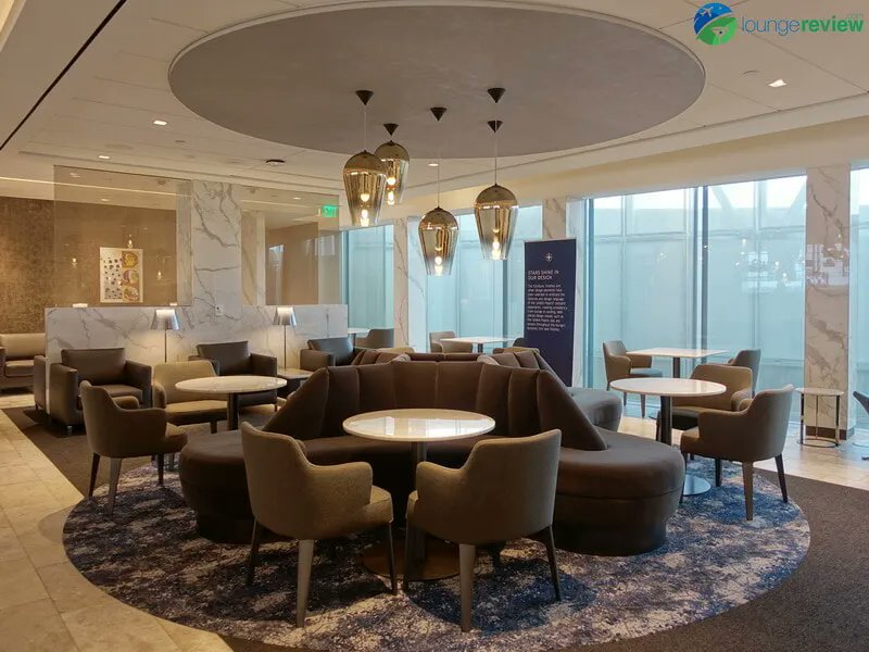 lounge_review's tweet photo. Off to your long-haul flight from #Houston? You can chill before your flight at #UnitedPolaris Lounge Houston.
https://t.co/MG3Bzw1a1v https://t.co/MBIR9xXSb5