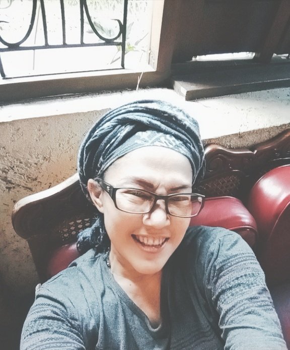 aku disiniiiiii 😋