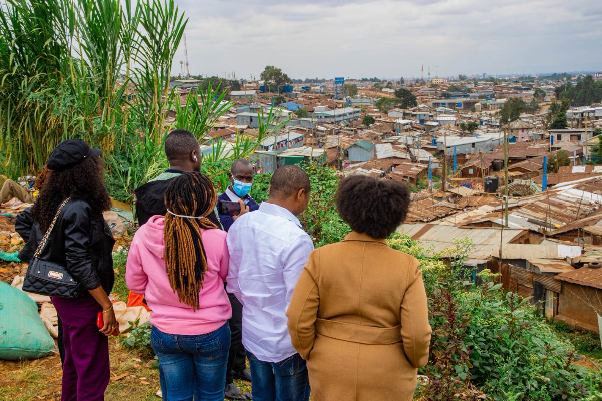 Article 43(1)(b) COK 2010 states that every person has a right to accessible &amp; adequate housing 🏘️, &amp; a reasonable standard of sanitation.

A decade after devolution ⚖️, why haven't we achieved this yet?

Is it a realistic aspiration 💭?

#Kibra
#KeBudgetTalk
#FollowTheMoney