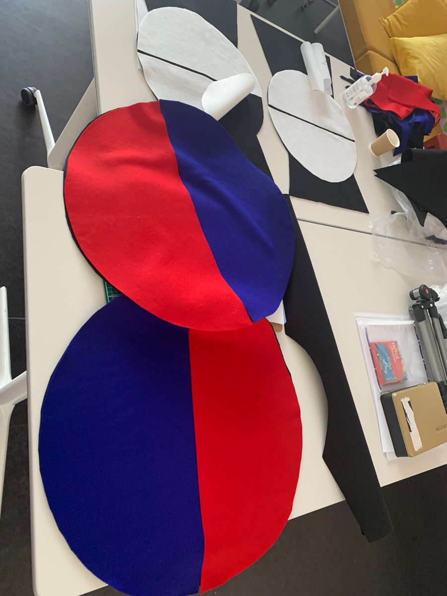 VADundee's tweet photo. 🔴🟨🔷 To make the wearable shapes, felt was used to make it soft and less likely to be damaged. 

💬What could you make an outfit out of? Card? Paper? https://t.co/QV8wB0yst3