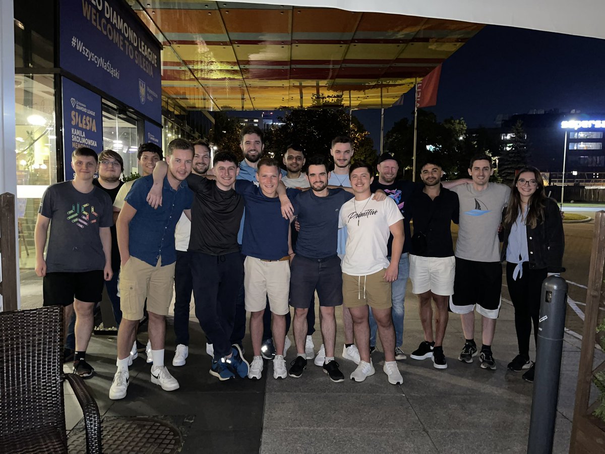 CarbonFin tweet media