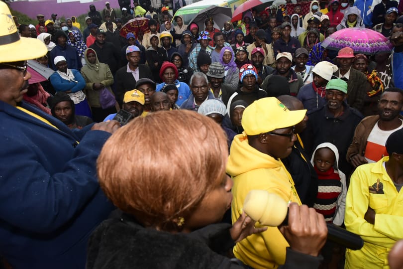 MunialoReenah's tweet photo. Nyeri was good #NyeriIsKenyaKwanza
#MadamHustler
#MunialoMwenyewe
#KenyaKwanza
#FormNiHustler
#MpangoNiBottomUp
#KenyaDecides2022
#IamForRuto #PesaMfukoni #FreedomIsComing
Governor ni Mwalimu @GovernorKahiga
Women Rep ni @HonMukami
Senator ni Wamatinga
MCA ni Gatheru Wa Maai https://t.co/G41KAHBCWN