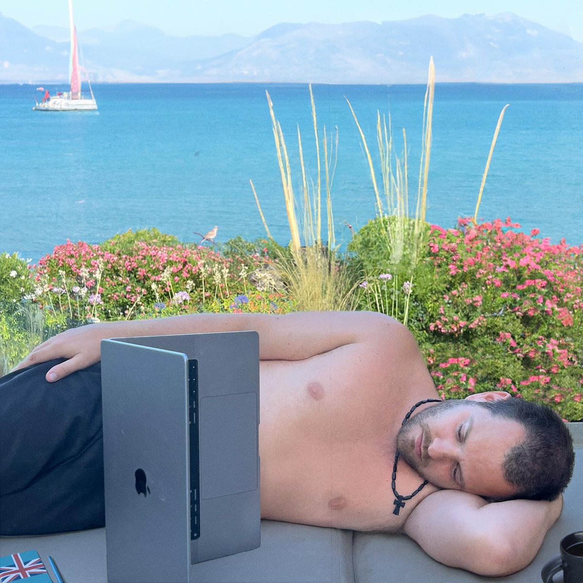 sign up for updates about new streets music out next week! i’m waiting for you thestreets.lnk.to/signup