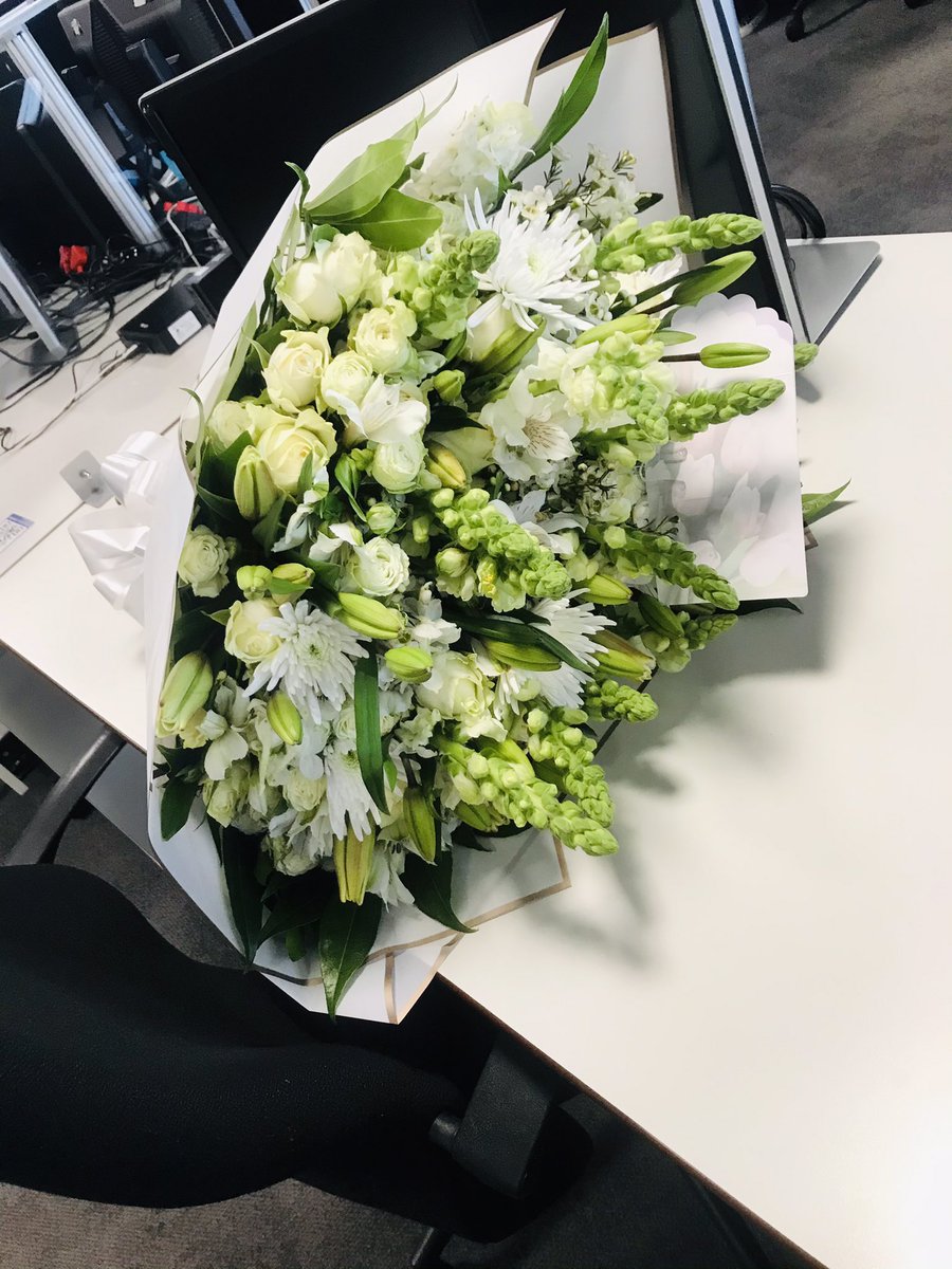 cairotheflorist's tweet photo. #netflorist netflorist #Tembisa  #pretoria #BeautyWithBrains #SenzoMeyiwatrial #AreYouTubedln #SolPhenduka free delivery around gauteng .Instagram@cairotheflorist📍 https://t.co/Azwn1JwGCK