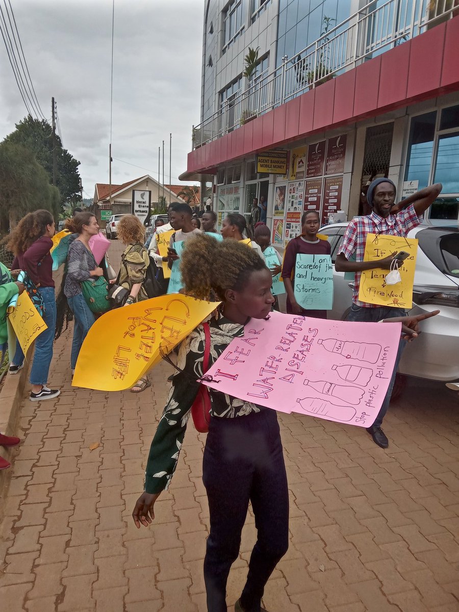 xruganda's tweet photo. It was great to have a climate action on the streets of Kampala together with other movement activists. We walked in protest  from Ntinda to Northern Bypass round about where we sang climate songs. #ActNow #climate #ClimateAction https://t.co/TCpcr4K0uH