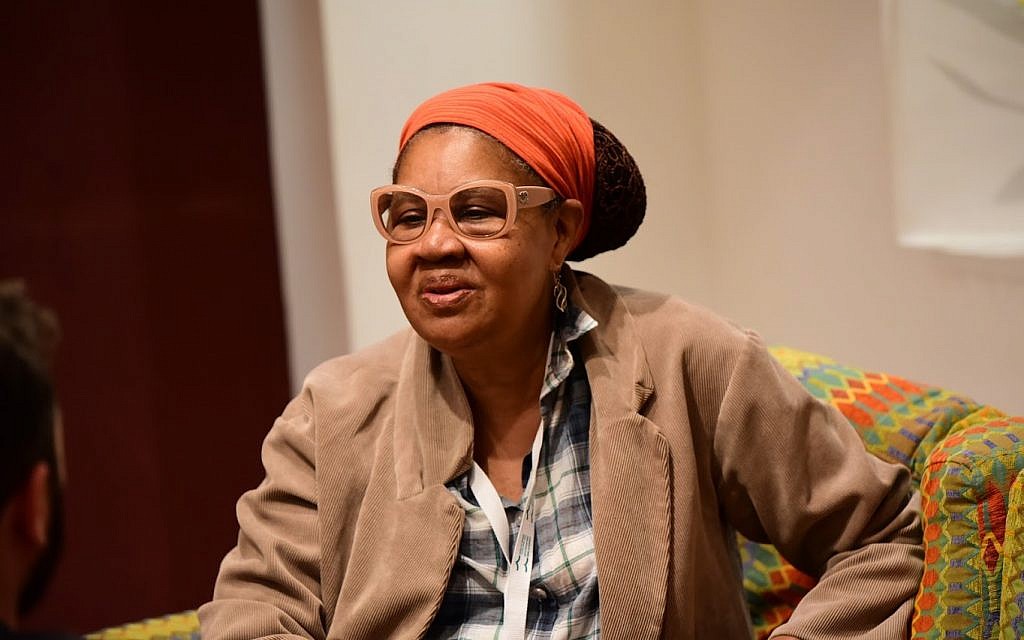 “Friendship is a simple thing, and yet complicated; friendship is on the surface, something natural, something taken for granted, and yet underneath one could find worlds.” Jamaica Kincaid #ReadMoreWomen