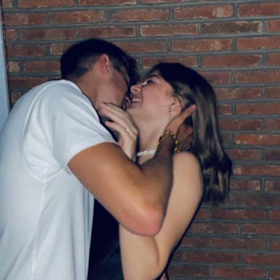 DenninCeline's tweet photo. #NouvellePhotoDeProfil https://t.co/n39PHj3Vrh