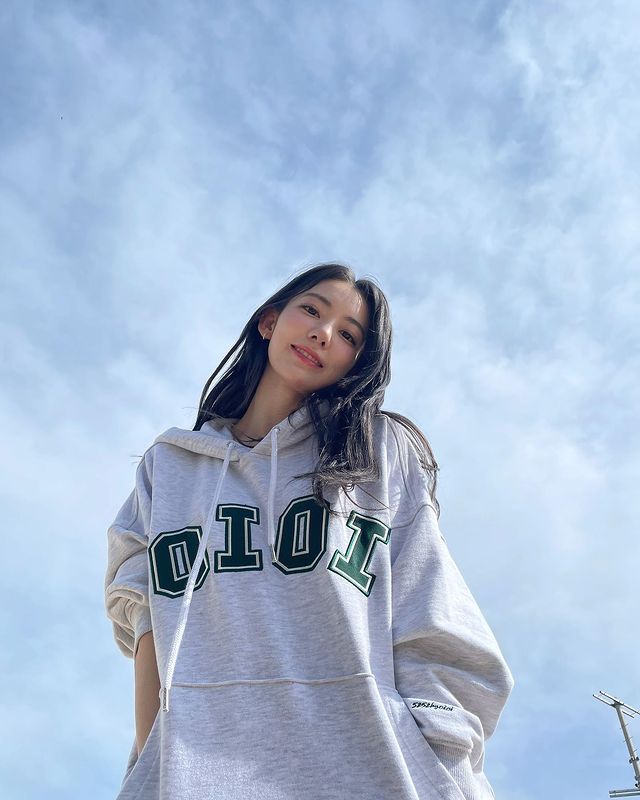 ㅤㅤ

        ✶ 　　　ちあな SNS!
        Where flowers bloom,
        so does hope ———
        030222、  16:55 PM

ㅤㅤ