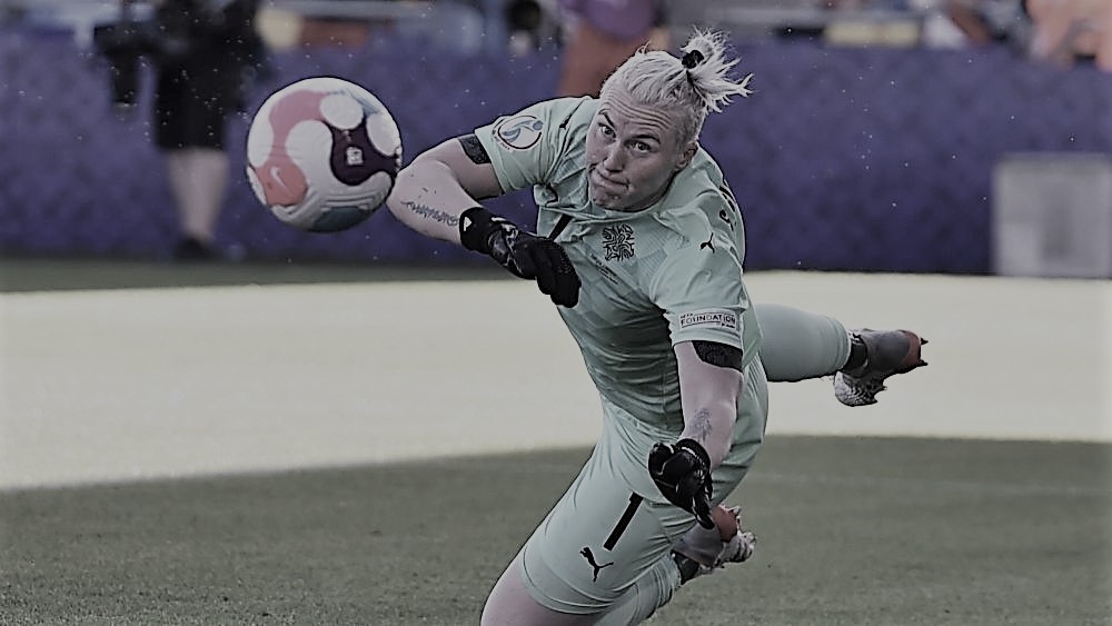 Sandra Sigurðardóttir <a href="/footballiceland/">Knattspyrnusambandið</a> #1 in action during the WEURO 2022 #Iceland #Goalkeeper #Goalkeepers #Football #Soccer #History 📷EPA-EFE - EPA