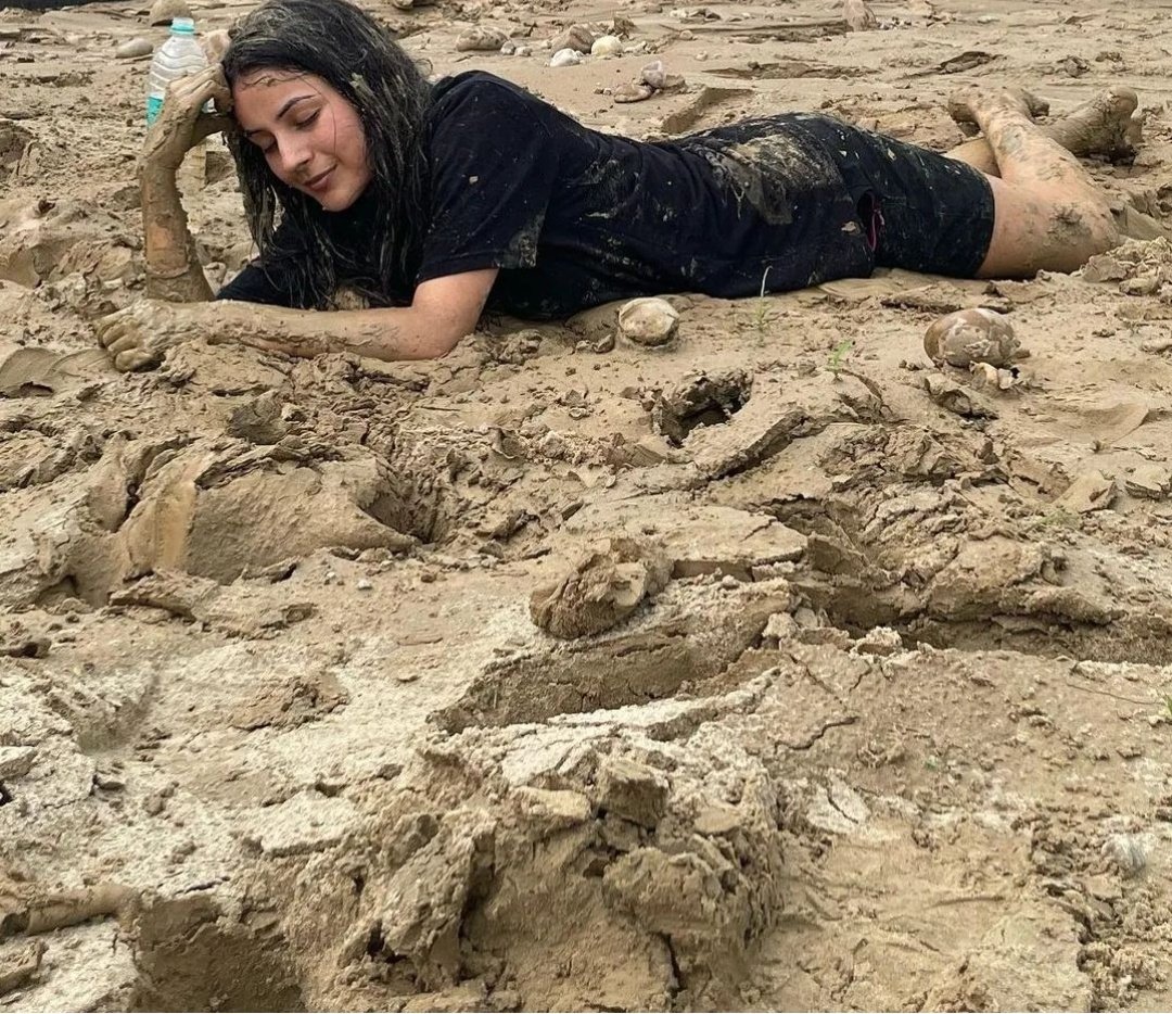 #ShehnaazGill shares her off roading scens