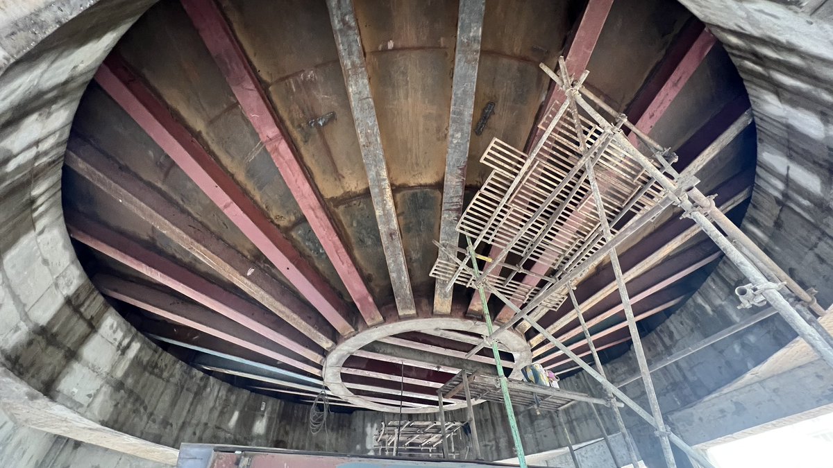 1skecl's tweet photo. #Skeclprojects
Flyash silo fabrication &amp; erection work 
#Ridhhisiddhi_cement https://t.co/yHPkWpsqkP