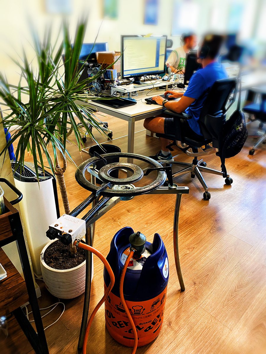 Delonia Software tweet media