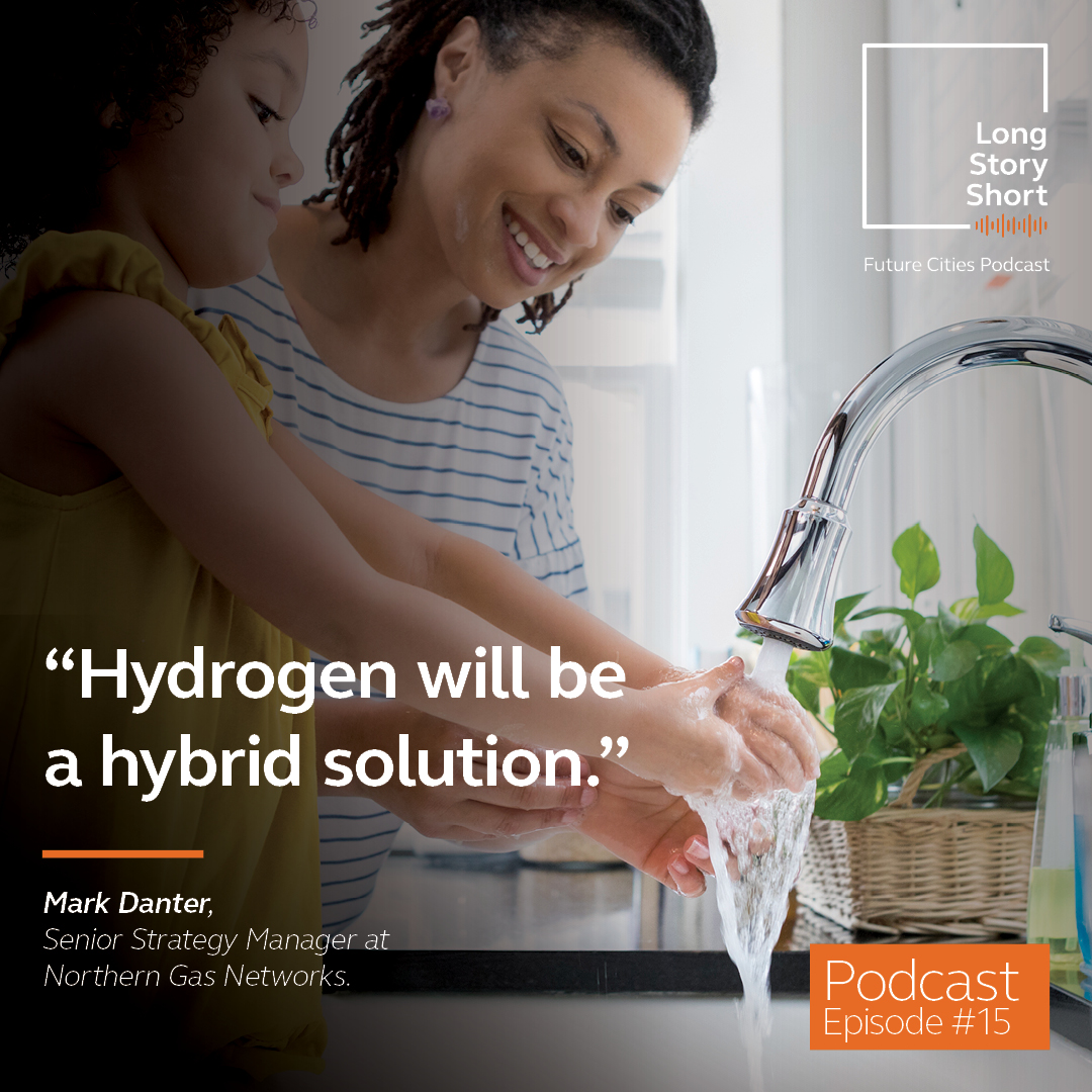 ArcadisGlobal's tweet photo. 🎧Hear the opinion of Mark Danter about the future of our #energysolutions. He believes a future energy mix is required and #hydrogen will play a part as a #hybridsolution – do you agree? Our latest episode of Long Story Short explores all things hydrogen: https://t.co/OXoTTCT6QS https://t.co/7bJupilroa