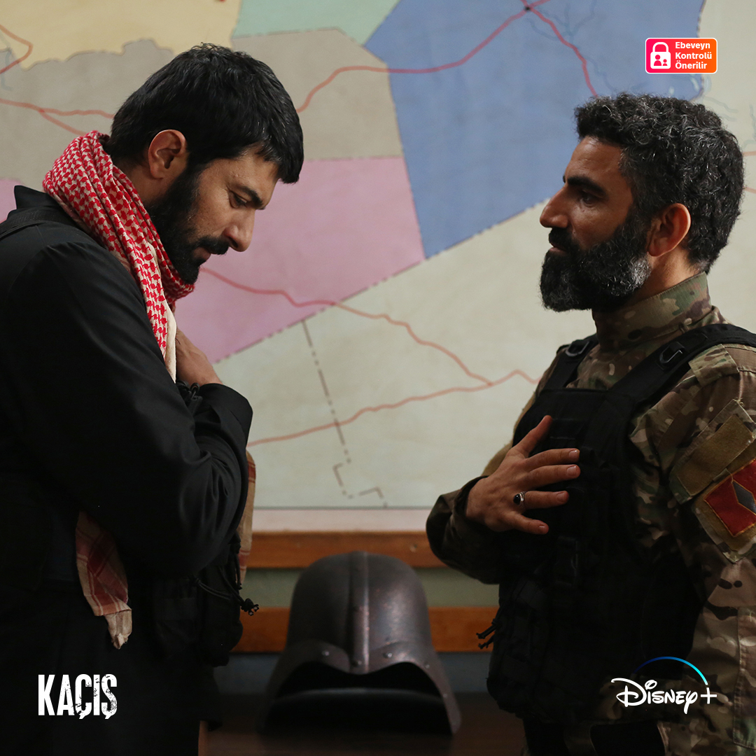 DisneyPlusTR's tweet photo. Özgürlük? Her şey yolunda giderse...
Orijinal dizi #Kaçış sezon finaliyle Disney+'ta şimdi yayında. https://t.co/KihUCVkHNZ