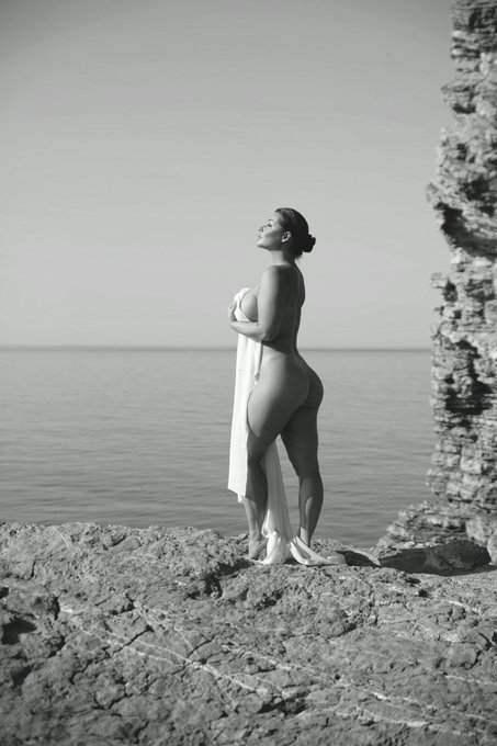 Every week, new fresh photoart in a different style on my channels. When you subscribe to my channel<a href="/tag/playboy"class="tags"><span>#playboy</span></a><a href="/tag/artist"class="tags"><span>#artist</span></a><a href="/tag/onlyfans"class="tags"><span>#onlyfans</span></a><a href="/tag/onlyfansgirl"class="tags"><span>#onlyfansgirl</span></a><a href="/tag/pla"class="tags"><span>#pla</span></a>