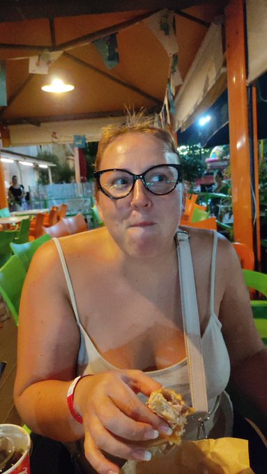 I got caught https://t.co/IOs0xU8ICG<a href="/tag/poledance"class="tags"><span>#poledance</span></a>