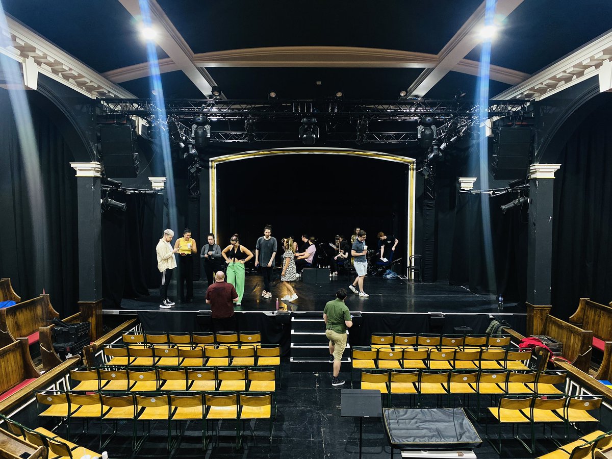BBDProductions_'s tweet photo. It’s Siztprobe Day 🎶

Not long now until we open! Have you got your tickets yet? 

🎭 Big Band Does… Broadway
📍 Rose Theatre (Venue 76)
📅 5th - 14th August @ 22:30
🎟 https://t.co/jpWGwj4CFa

#edfringe #bbdproductions #sitzprobe #musicaltheatre #singers https://t.co/pPVQCMhmDM