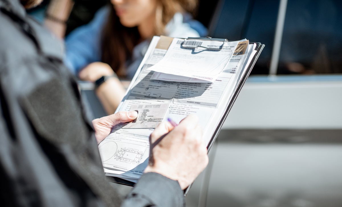 V imenu sindikata smo na Ministrstvo za notranje zadeve poslali prošnjo za zaustavitev postopkov proti taksistom, ki so dne 23. 2. 2021 izvedli protestno vožnjo. Odgovor s podrobnimi pojasnili  si lahko preberete na naši spletni strani.
▶ sindikat-taksistov.si/?p=1604