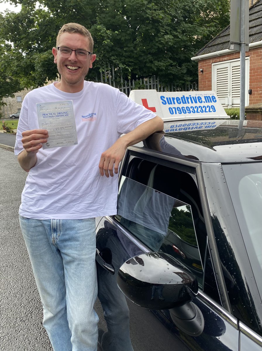 Suredrive_Me's tweet photo. Congratulations James, an excellent driving test pass at #CardiffDTC this morning. Enjoy the freedom and well done! #driving #drivinglessons #cardiff #penarth #barry #dinas #mini #humpday https://t.co/w5wniAyUUL