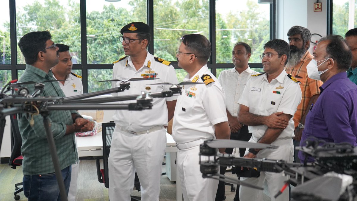 @MVKochi & #iDEX successfully conducted an outreach hybrid event for #iDEXSPRINT & #iDEXPrime The event was graced by Cmde Arun Golaya, NIIO & Cmde N C Mamgain, Southern Naval Command! Apply by Aug 15 @ idex.gov.in @DefProdnIndia @sjaju1 @SpokespersonMoD @indiannavy