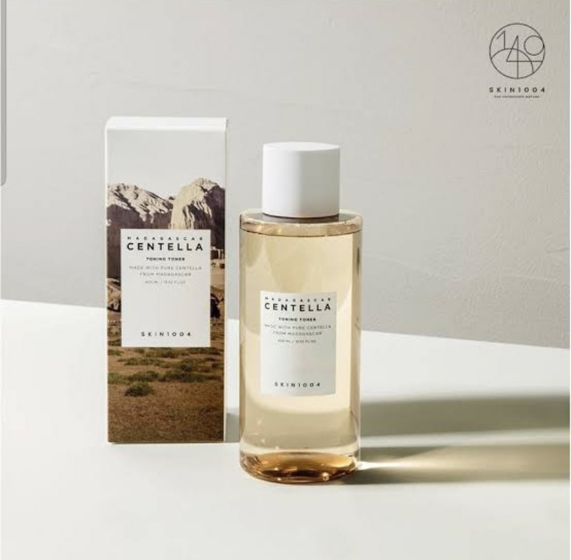 shoppercs's tweet photo. KENAPA YA ORANG ORANG GAADA YANG BICARAIN TONER CENTELLA MADAGASCAR INI PADAHAL BAGUSSS BGTTTTTTTTTTT GUE UDAH PAKAI BOTOL KE EMPAT DAN SENGARUH ITU????? https://t.co/JKXeZSQ34j