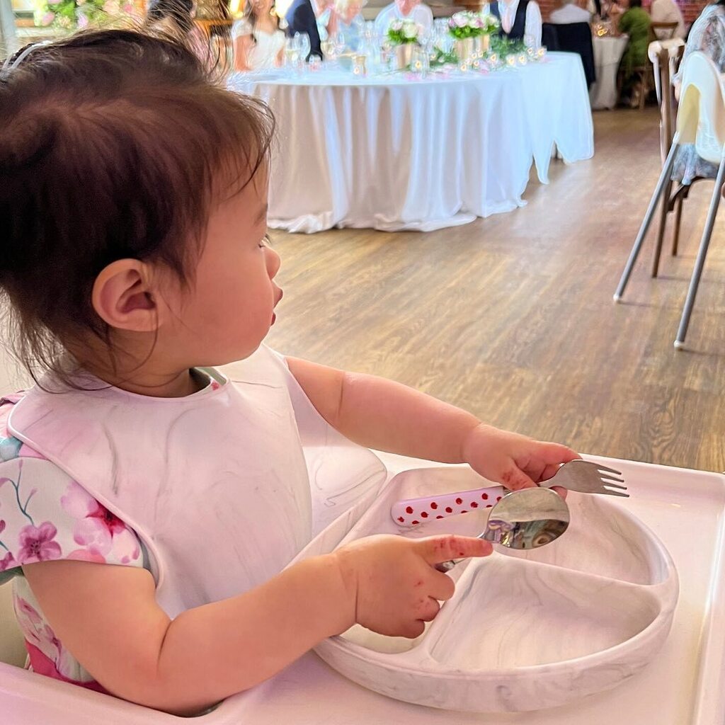 INOBYUK's tweet photo. Going to a wedding this summer ? Our marble weaning set would fit in quite nicely ! 😊🎉
Check out our best selling Complete Weaning set in beautiful marble design!
#inoby #inobyuk #babyweaning #weaningset #babyweaningjourney #weaningset #wedding https://t.co/d7x6jd6nhH https://t.co/rDiCzc9umD
