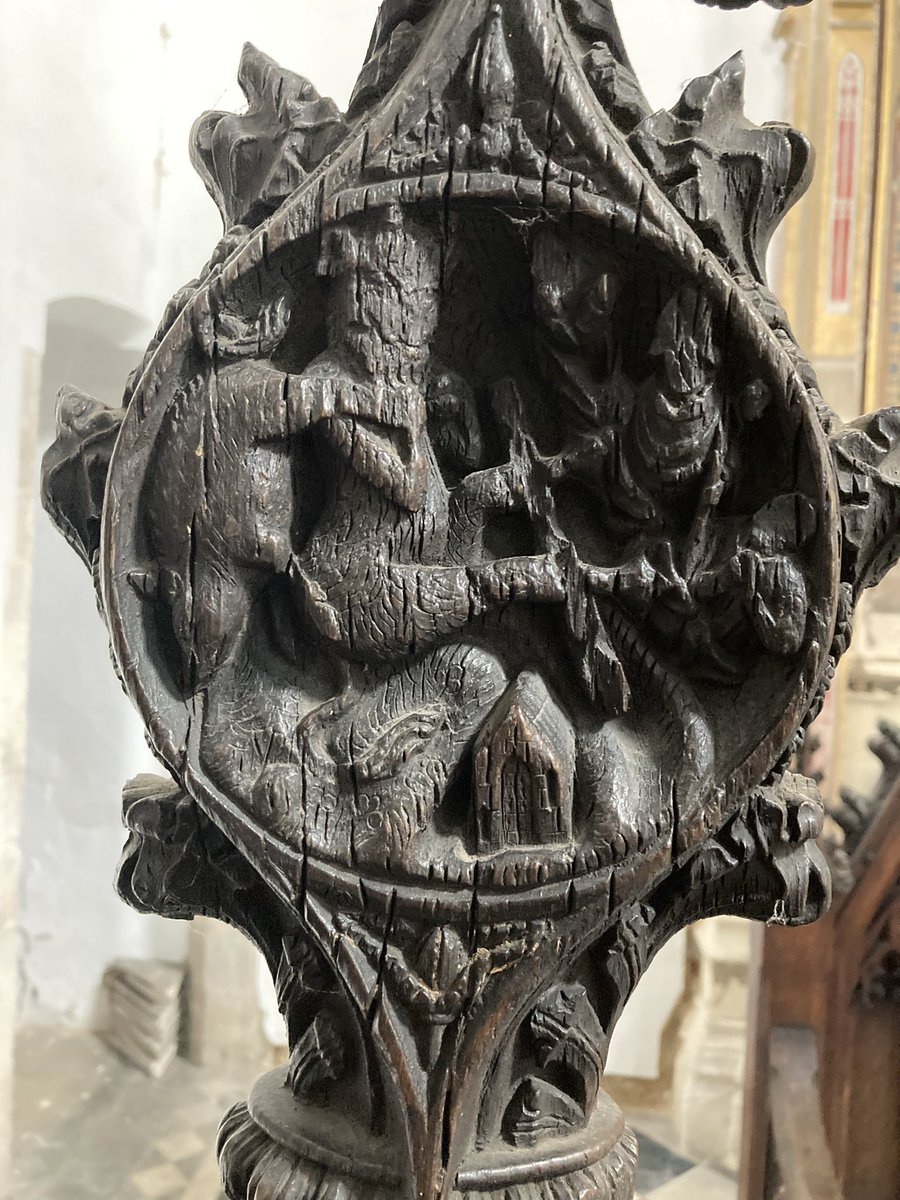 ClogsM's tweet image. All set up &amp;amp; ready to welcome learning specialists for the first in-person @gem_east meeting since Covid @StNicksKL @TheCCT .New discoveries (to me) include: fossil in ledgerstone, a welcoming hand &amp;amp; a church within a church!#churchesinchurches #kingslynn #learning @gem_heritage