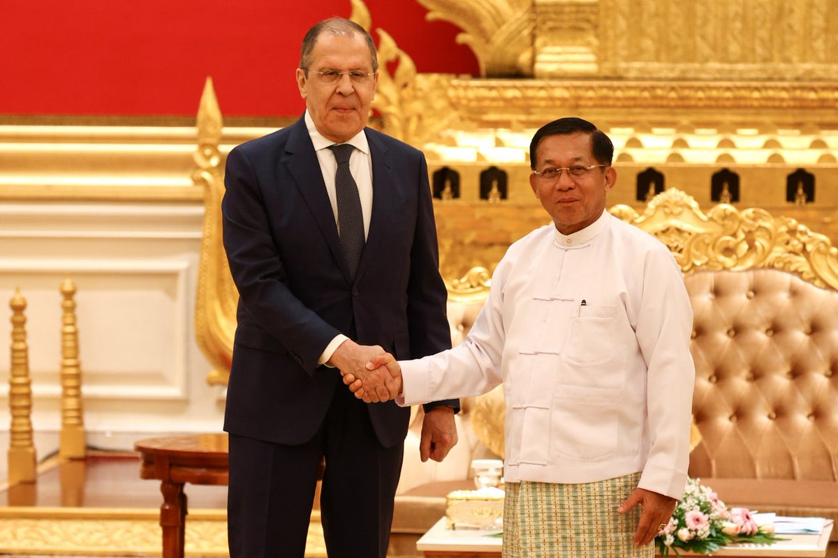 IrrawaddyNews's tweet photo. Russian Foreign Minister Sergei Lavrov met with Myanmar junta leader Min Aung Hlaing in Naypyitaw on Wednesday, becoming the second outside visitor after Cambodian Prime Minister Hun Sen to see the junta boss, who has been shunned internationally. #WhatsHappeningInMyanmar https://t.co/b7a9dXOPJv