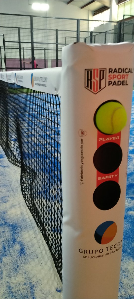RSPADEL's tweet photo. #playersafety 
Player Safety es un producto fabricado y registrado por RSP Group.
 Se trata de poder ubicar esa/s bolas que siempre quedan en pista y en cualquier lugar en el player safety 
 Evitaremos accidentes por descuido o lances de juego.
#rspPS https://t.co/UQSLjI9RPQ