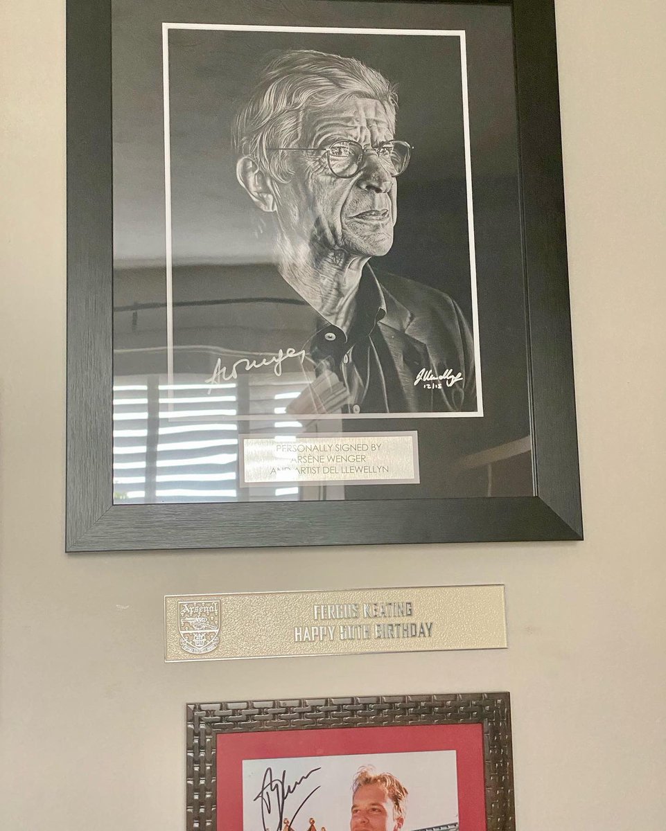 gunsandribbons's tweet photo. Absolutely delighted to receive this limited print of one of the best managers to have managed The @arsenal   Thanks to @llewellyn_art for letting me be one of the lucky 15 in the world    It has pride of place in my office #leProf #Wenger #Arsenal 
#arsenalcommunitycontributors https://t.co/iT2JaQzdav