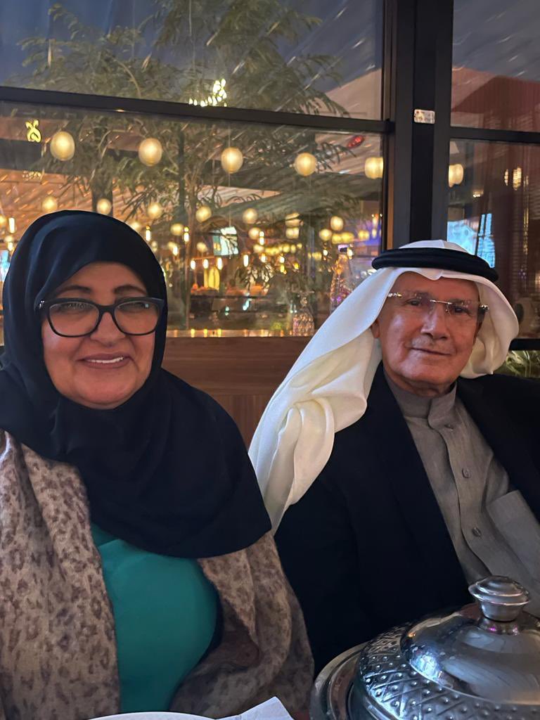 MAlzulfa's tweet photo. انا ونوره  او نوره وانا في شهر فبراير  الماضي https://t.co/aRud8ma6Fr