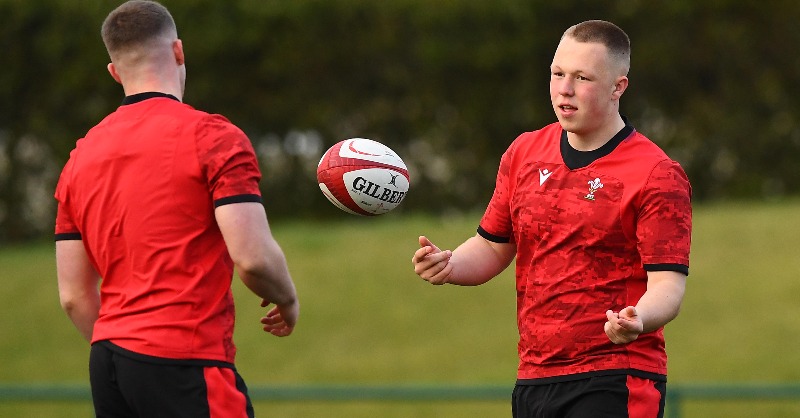 Cardiff_Rugby's tweet photo. THIRTEEN young @cardiff_pathway starlets named in @welshrugbyunion U18s development squad