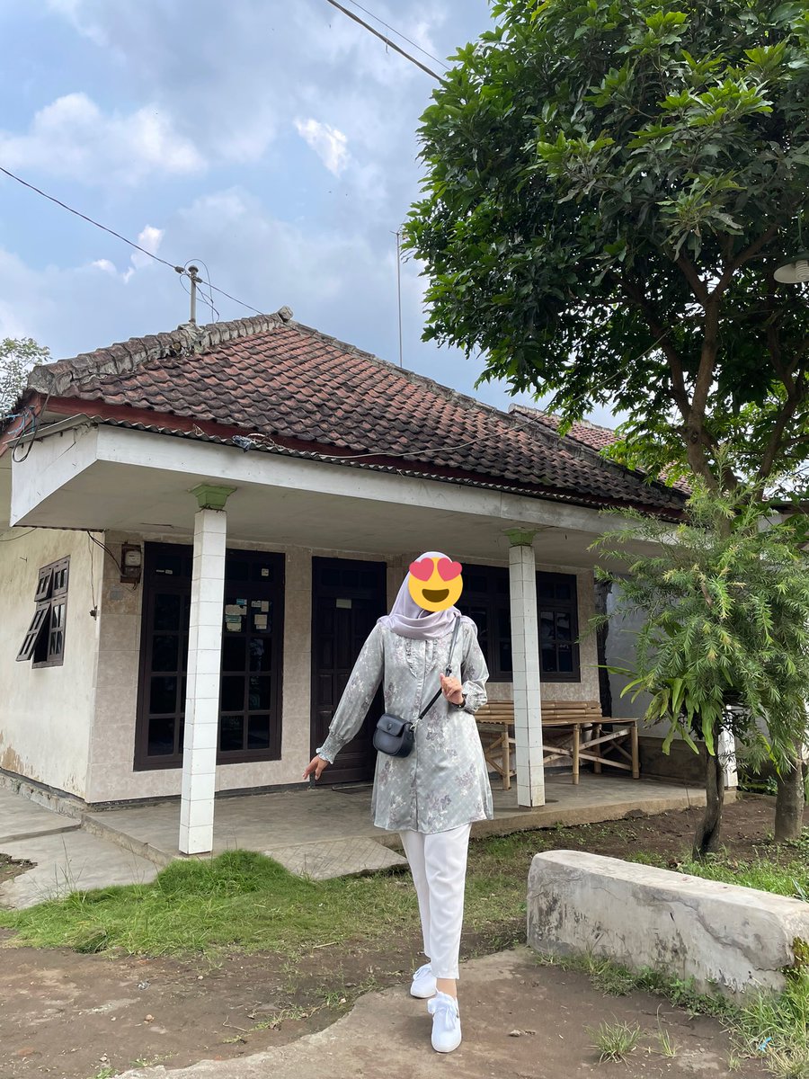 kimalpacha's tweet photo. @ohmybeautybank yang penting PD sih 😂 https://t.co/Wpq1ZrPBxP
