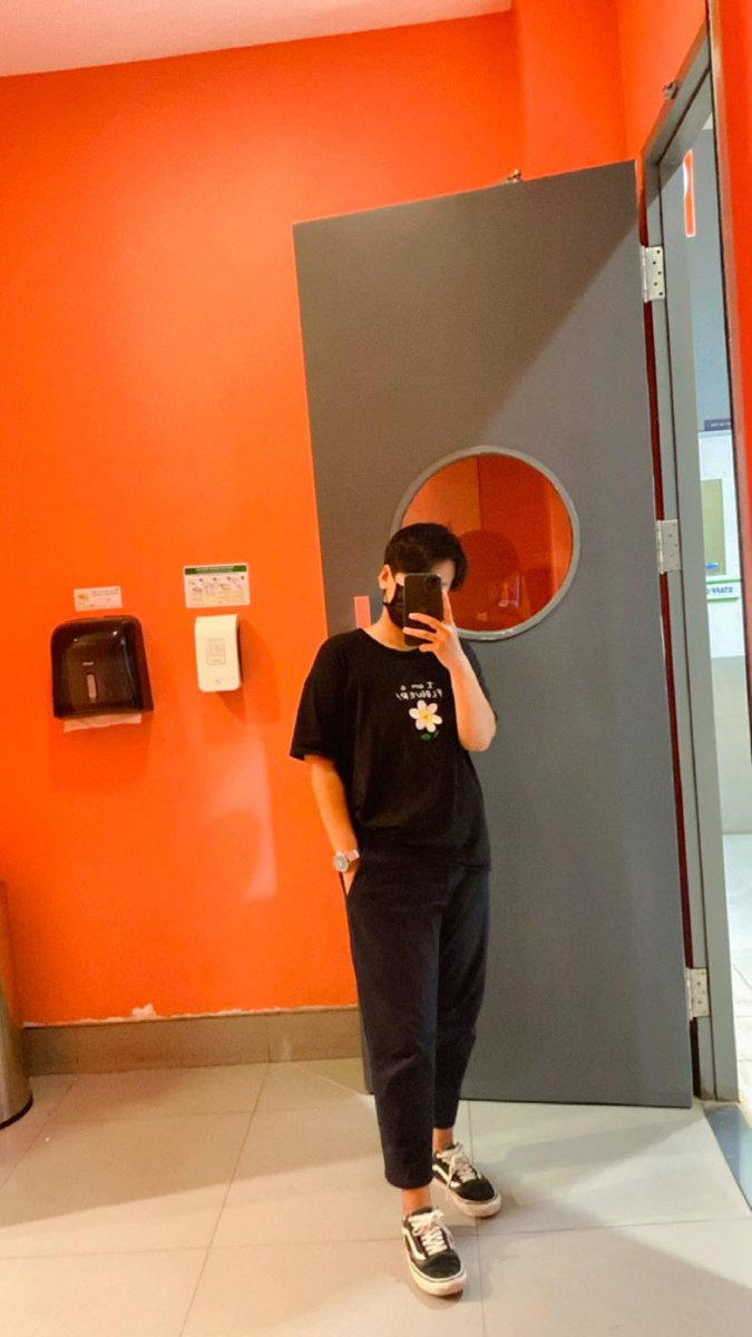 kxewxs's tweet photo. 🖤มีแค่ใจ ใครจะสน 🤭 https://t.co/16InIw4PYH