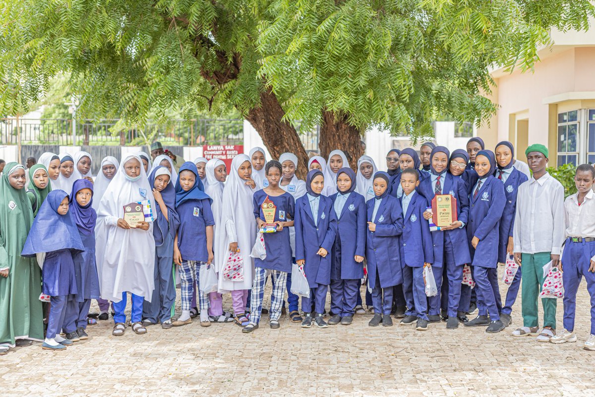 SOBAFdn's tweet photo. The SOBAFest × TFCN Secondary School Slam is sponsored by @teachforchangen in partnership with @21stCEHub and @dreams_imagery.

All photos featured are credit to @dreams_imagery.
#sobafest22secondaryschoolslam

/6 https://t.co/WQnGmYb8SA