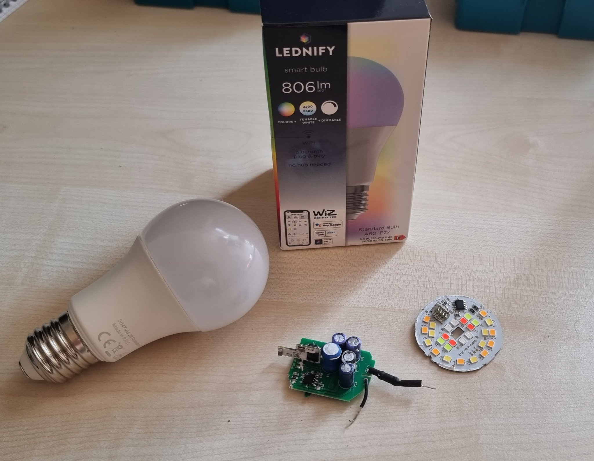 atc1441 on Twitter: "This 2.99€ Wifi Light Bulb by WIZ features and ESP32  instead of the usual expected ESP8266 !? Found at Action  https://t.co/0XgQvVwOS0" / Twitter