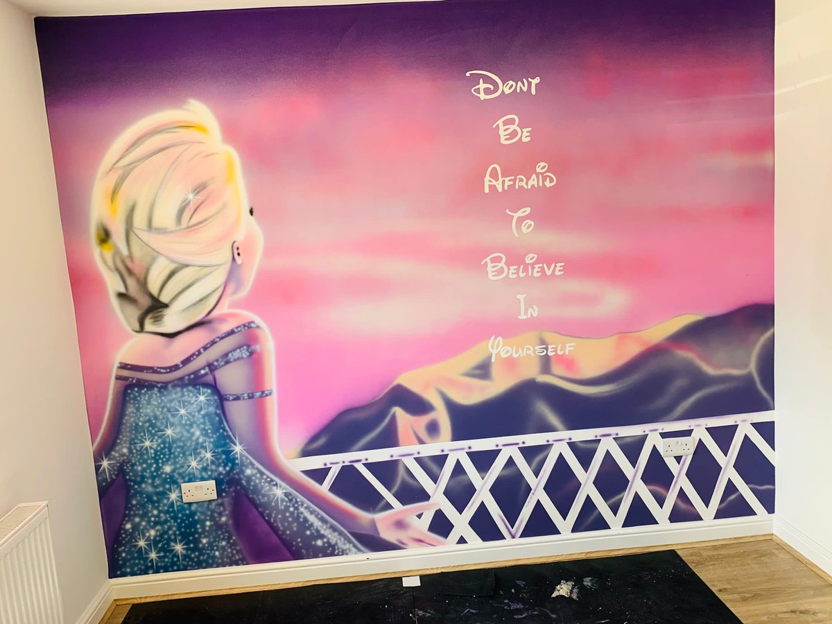Creativemuraluk's tweet photo. Today we have Frozen - £700 (if completed in South Yorkshire)
We can travel all over the UK and Ireland
https://t.co/4wJuq16sDt

#Disney  #Frozen  #elsa  #quotes  #Pink  #Johnstones #TESA #creative #murals #portraits https://t.co/phjck4ljH2