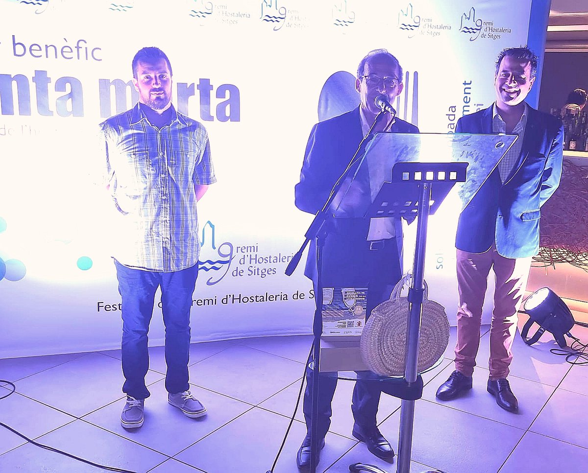 Gràcies a tots els assistents al #SoparbenèficSantaMarta 2022 al <a href="/MESitgesHotel/">ME Sitges Terramar</a> amb <a href="/dopenedes/">DO Penedès</a> i per <a href="/SaveChildrenEs/">Save the Children Es</a> 

Informació ampliada gremihs.com/sitges/sopar-b…

<a href="/govern/">Govern de Catalunya</a> <a href="/AjSitges/">Ajuntament de Sitges</a> <a href="/CCGarraf/">Consell Comarcal del Garraf</a> <a href="/gerenciafihr/">FIHRT</a> <a href="/FegpComunicacio/">FEGP</a> <a href="/NodeGarraf/">Node Garraf</a> <a href="/policiaSitges/">POLICIA DE SITGES</a> <a href="/golfterramar/">Golf Terramar</a> <a href="/CasinoPrado/">Casino Prado</a>