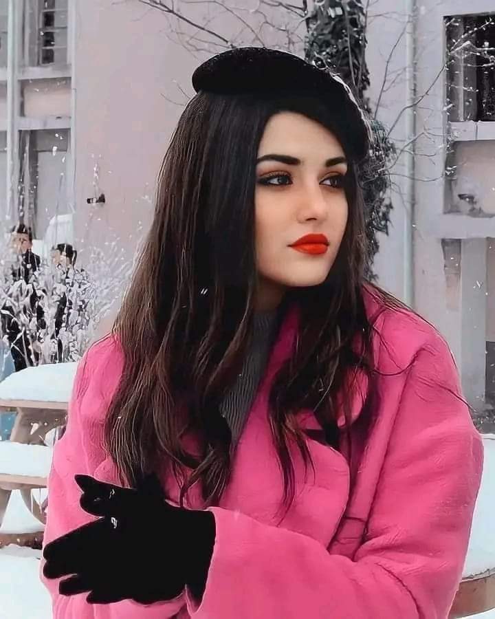 loleliveto's tweet photo. معنديش ذرة ندم علي اي حد انا بعدت عنه ،
 لإني مببعدش عن حد إلا لو فعلا إتأذيت من وجوده..

#احــــــــــــــــــــزان https://t.co/JACfRYotTx