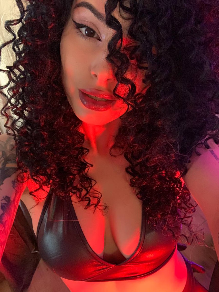 OnlyFansGals's tweet image. 🔥 Oh WOWWW! 🔥

Do I have a treat for you or what?! 😍🤤

@itgirlfayefree is simply INCREDIBLE 😫😈

Subscribe to her here 👇🏻🥵
onlyfans.com/itgirlfayefree

She&apos;s making the SEXIEST content just for you 😏😜

That body is something else, I&apos;m obsessed already 🍒🍑

Follow her NOW! ❤️