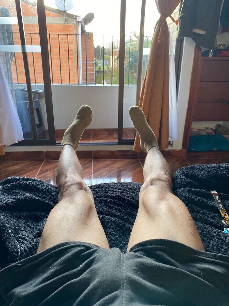 Jannie_cold's tweet photo. feets 😈 https://t.co/cgzBuC04Sv