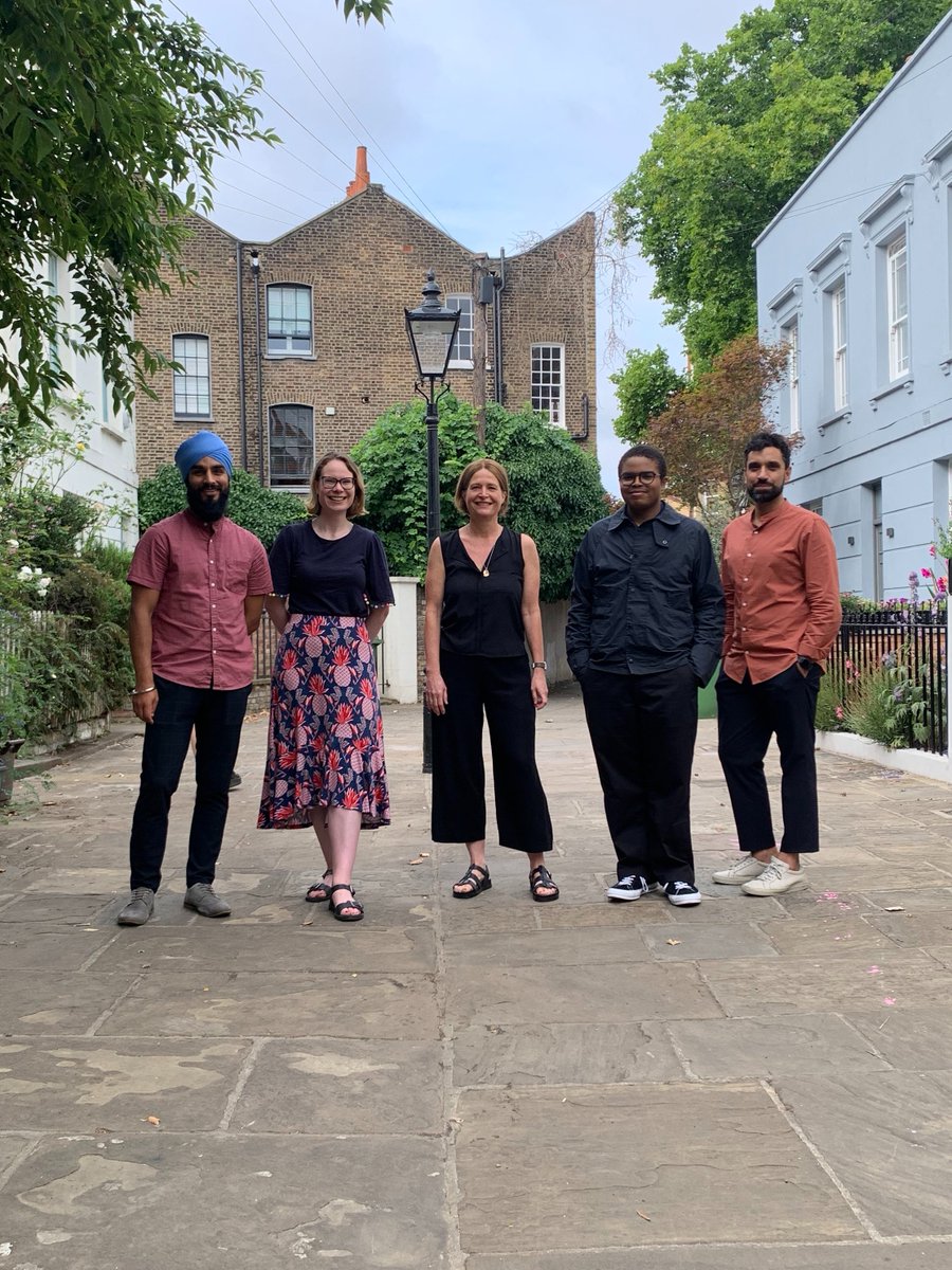LNSTrust's tweet photo. Great to spend the day yesterday with the London Neighbourhood Scholarship trustees, interviewing candidates for LNS scholarships and catching up with Zak, the first LNS scholar!

#LNStrust #scholarship #diversity #london #students #charity #neighbourhood #trustees https://t.co/L644reT9bD