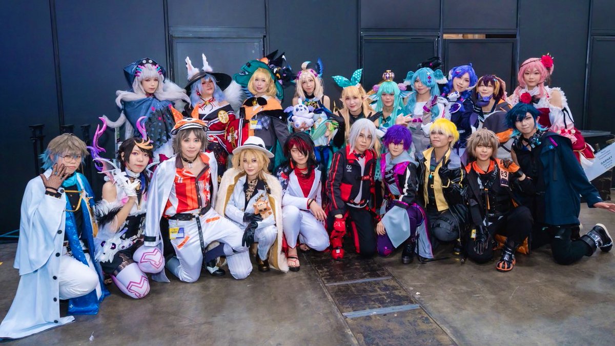 Team_iMOTiON's tweet photo. Thank you for coming to our NijisanjiEN cosplay performance on 2Aug!!!!!!
You guys are sooooooo amazing❤️✨✨

WE ARE iMOTiON!!!

#cosplayteamimotion #ACGHK2022 #NIJISANJI_EN #Nijisanji #LazuLight #OBSYDIA #Ethyria #Luxiem #Noctyx https://t.co/C1FiLBZgyY
