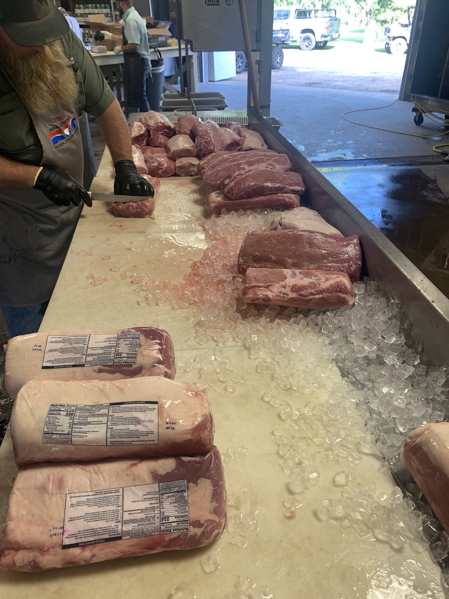 lathemfarms's tweet photo. 3800 lbs of hand cut &amp; seasoned pork chops. Friday 4pm feed. #XIT #pork #xitrodeo https://t.co/QYDe8hZA2z